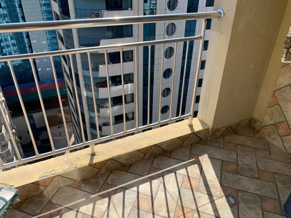 Park Azure Apartment Deluxe 2 Bedroom Baku Bagian luar foto
