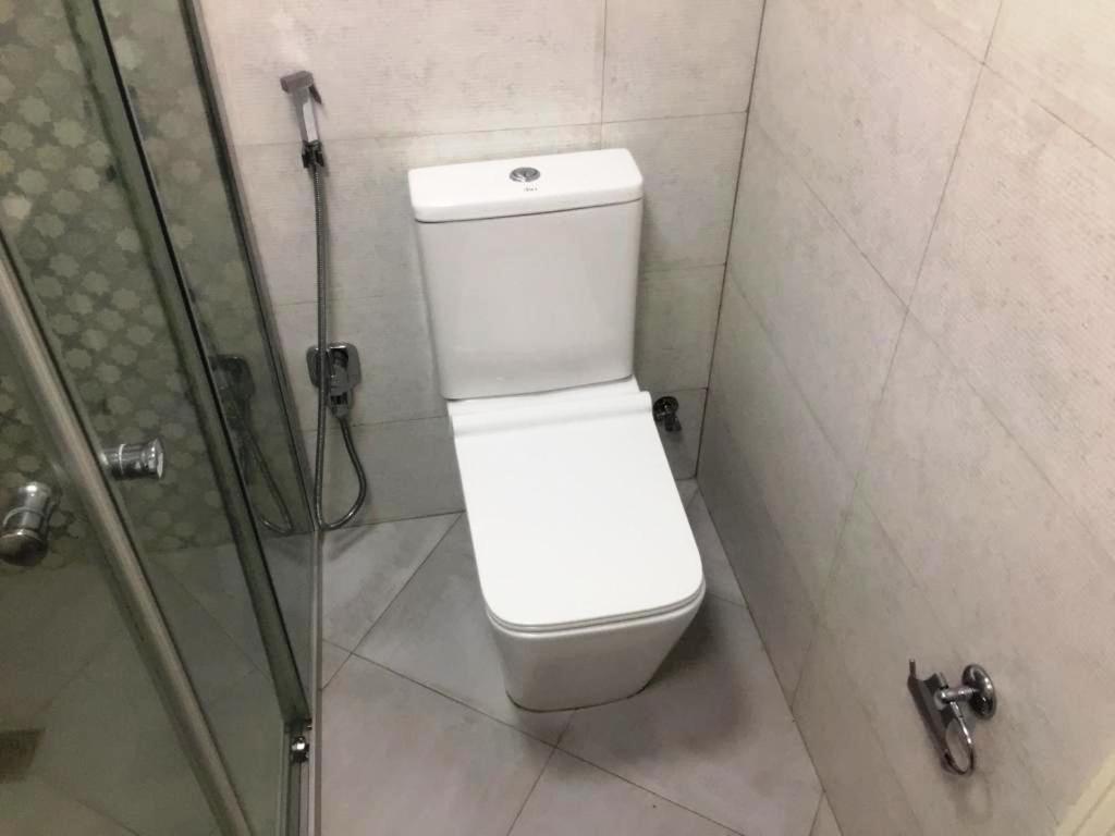 Park Azure Apartment Deluxe 2 Bedroom Baku Bagian luar foto