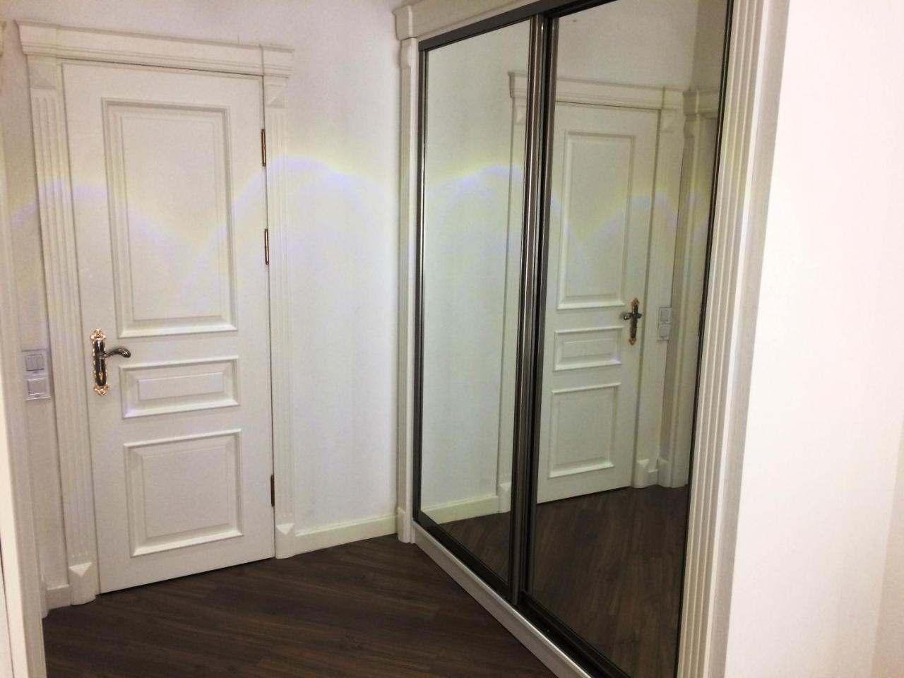 Park Azure Apartment Deluxe 2 Bedroom Baku Bagian luar foto